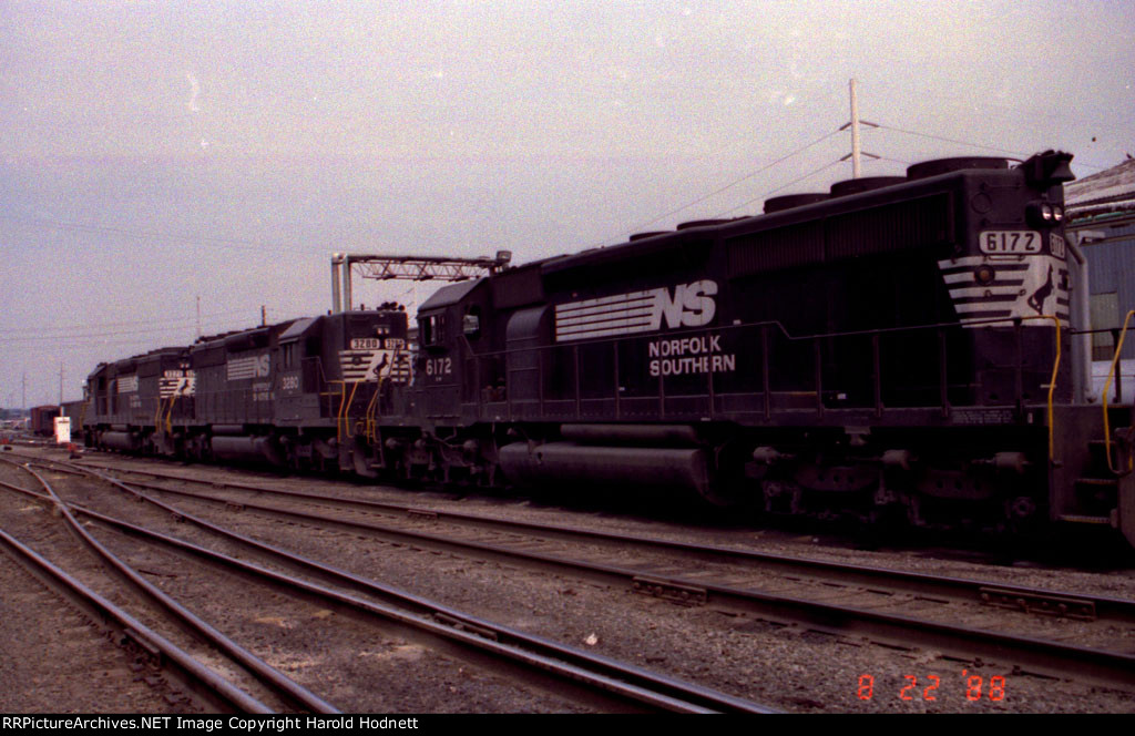 NS 6172 sits with NS 3280 and NS 3271 at the fuel racks